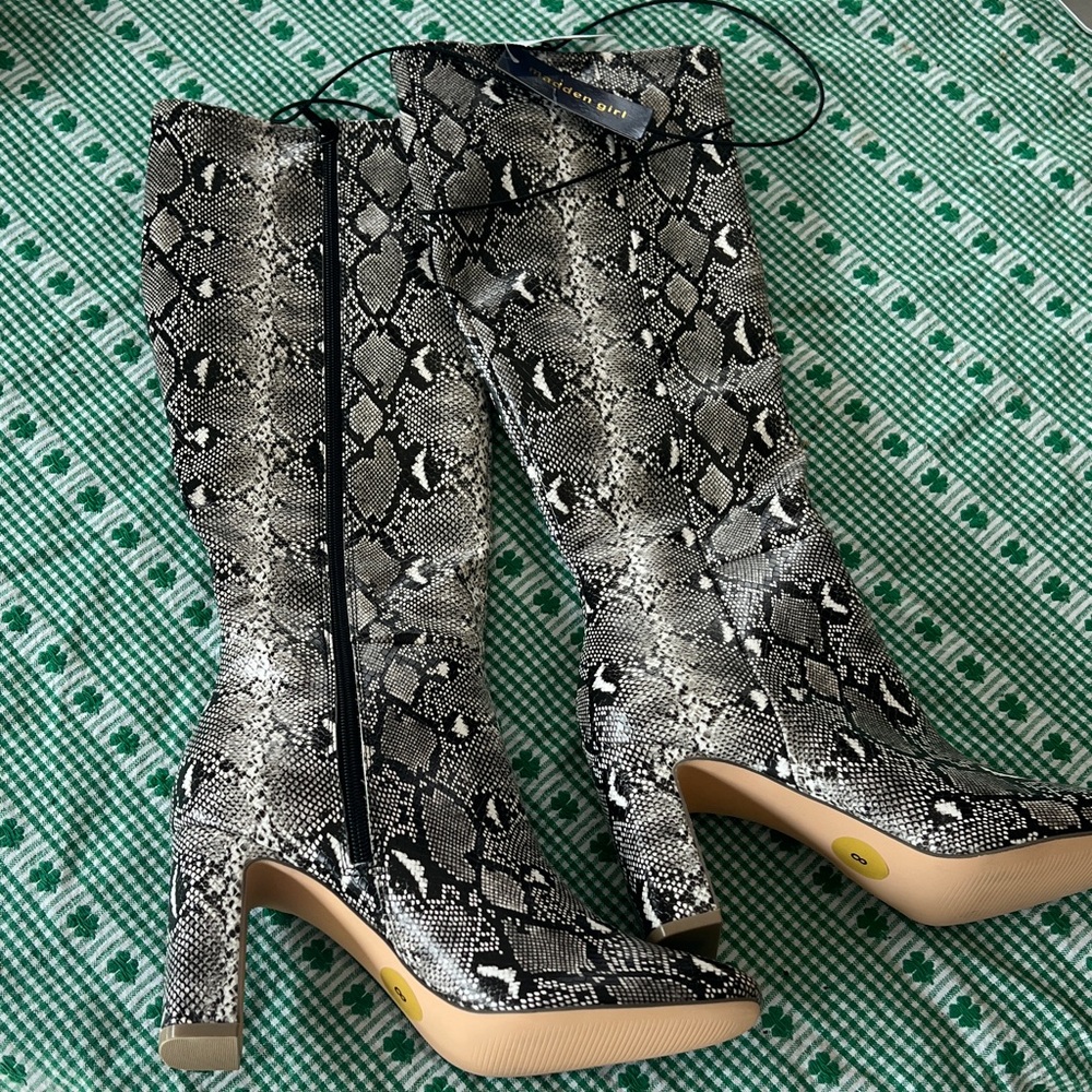 NWT size 8 Madden Girl Brown and White Snakeskin Heeled Boots with side zipper.